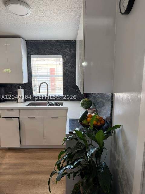 3 bedroom MobileHome at 9674 NW 10th Ave Lot F-649, Colonial Acres, Miami — photo 3