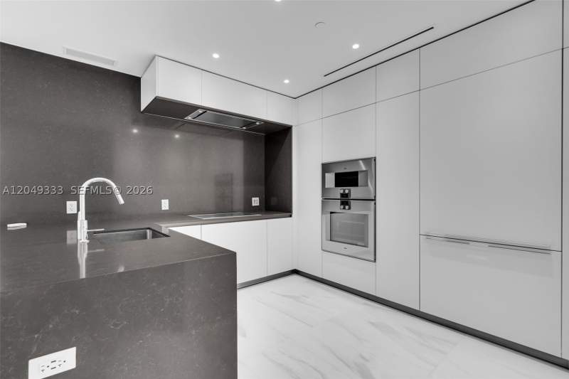 2 bedroom Condominium at 300 Biscayne Boulevard Way 3009W, 300 Biscayne Blvd Way Cond, Miami — photo 5