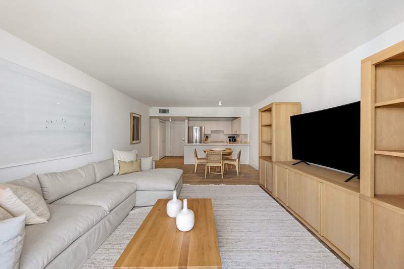 1 bedroom Condominium at 2301 Collins Avenue 1205, Roney Palace Condo, Miami Beach — photo 5