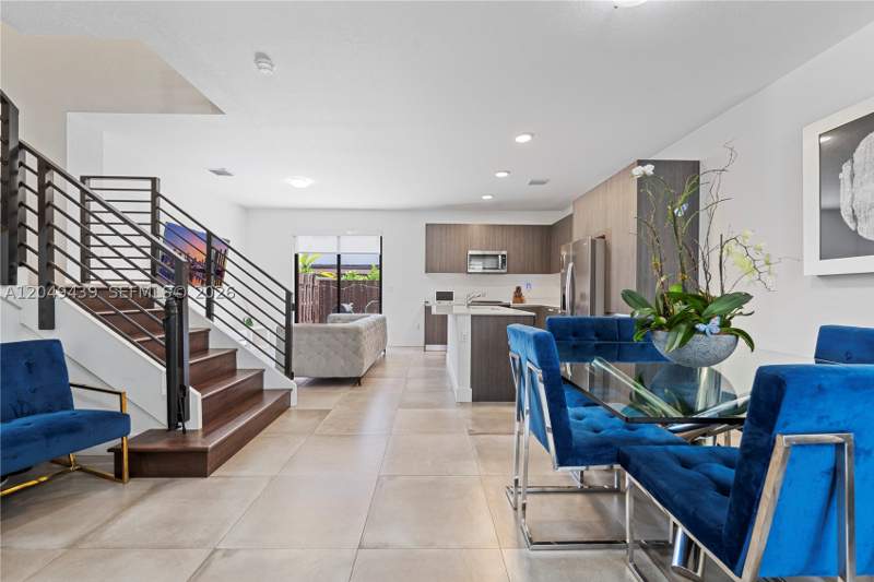 3 bedroom Townhouse at 9174 SW 5th Ln, Century Park Place, Miami — photo 5