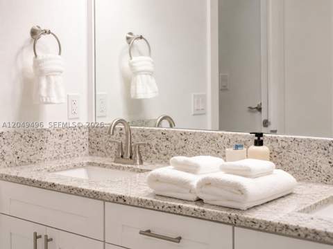 15441 SW 11th Ter, Miami FL - photo 15 of 26