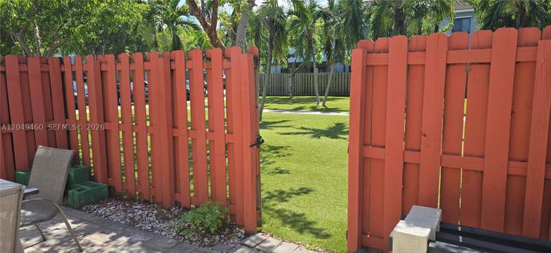 4 bedroom Townhouse at 4420 SW 163rd Ct, Oakland Subdivision, Miami — photo 5
