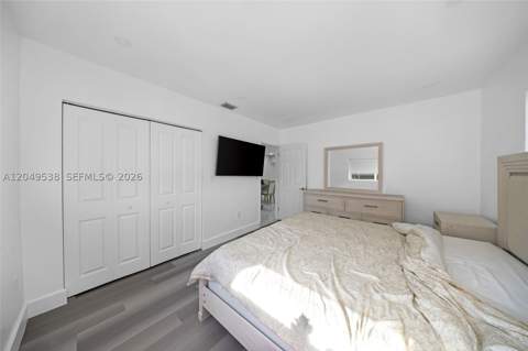490 W 33rd Pl, Hialeah FL - photo 21 of 32