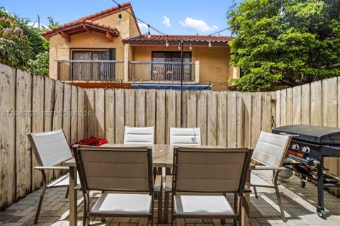 10211 SW 77th Ct, Miami FL - photo 16 of 31