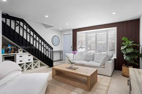 10211 SW 77th Ct, Miami FL - photo 9 of 31