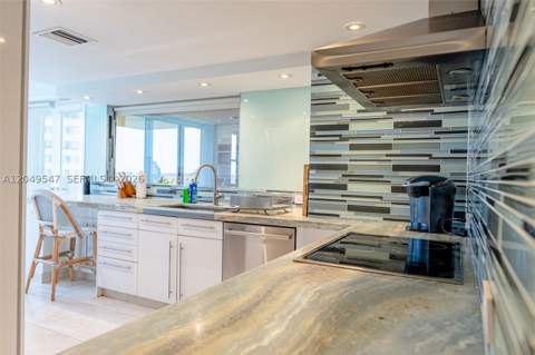 200 Ocean Lane Dr 501, Key Biscayne FL - photo 18 of 50