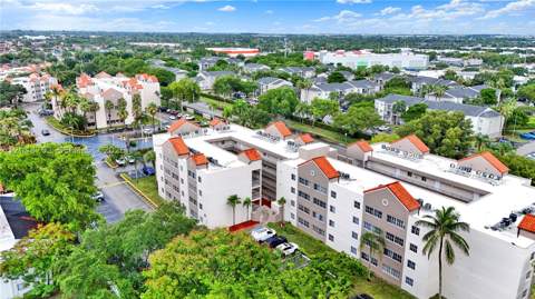 6195 NW 186th St 113, Hialeah FL - photo 23 of 27