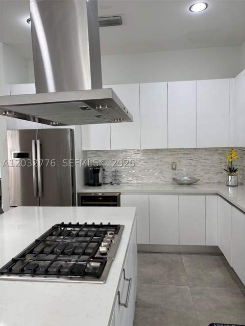 7433 NW 99th Ave, Doral FL - photo 10 of 29
