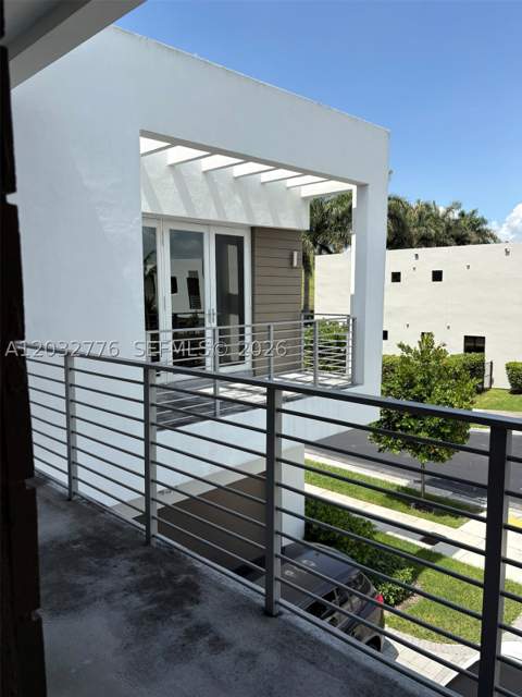7433 NW 99th Ave, Doral FL - photo 20 of 29