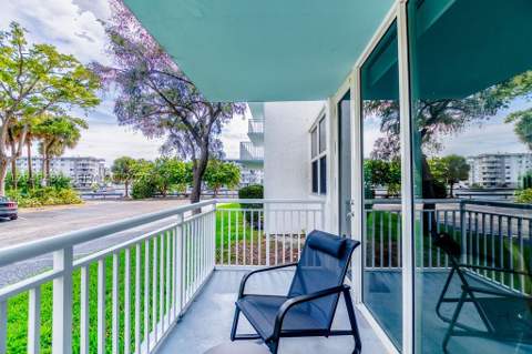 301 174th St L05, Sunny Isles Beach FL - photo 22 of 48
