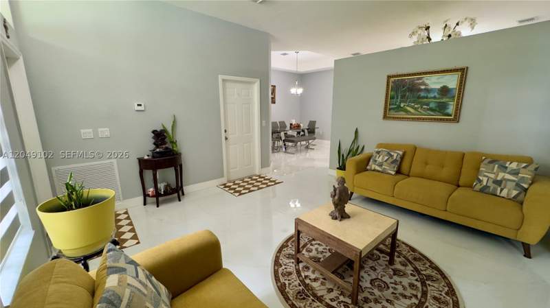 4 bedroom SingleFamilyResidence at 937 NE 35th Ave, Estates At Mendicino, Homestead — photo 5