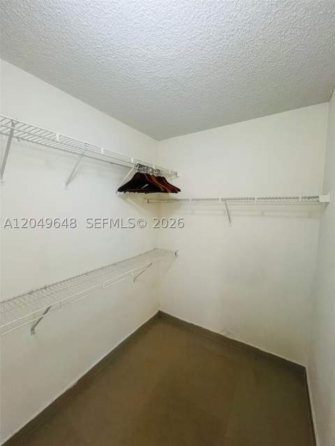 19601 E Country Club Dr 7405, Aventura FL - photo 17 of 45
