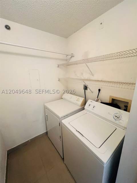 19601 E Country Club Dr 7405, Aventura FL - photo 18 of 45