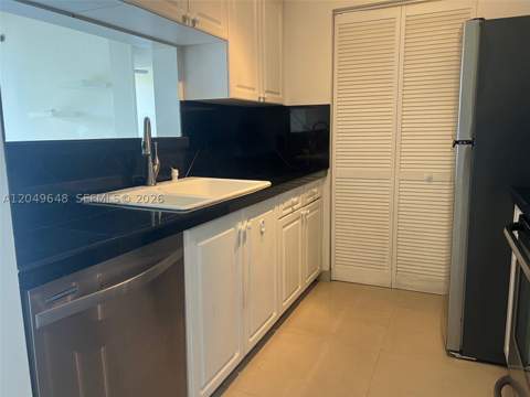 19601 E Country Club Dr 7405, Aventura FL - photo 8 of 45