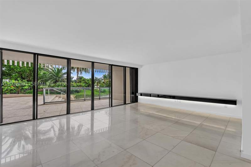 2 bedroom Condominium at 2 Grove Isle Dr B205, Grove Isle Condo, Miami — photo 2