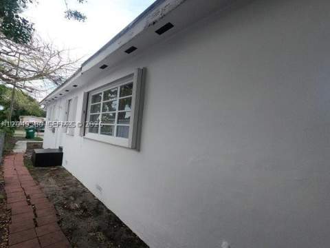 3062 NW 60th St, Miami FL - photo 12 of 15