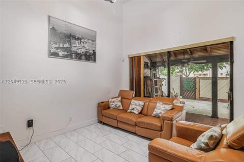 12383 SW 94th Ter, Miami FL - photo 7 of 51