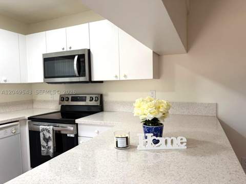 14240 SW 94th Cir Ln 103-32, Miami FL - photo 6 of 30