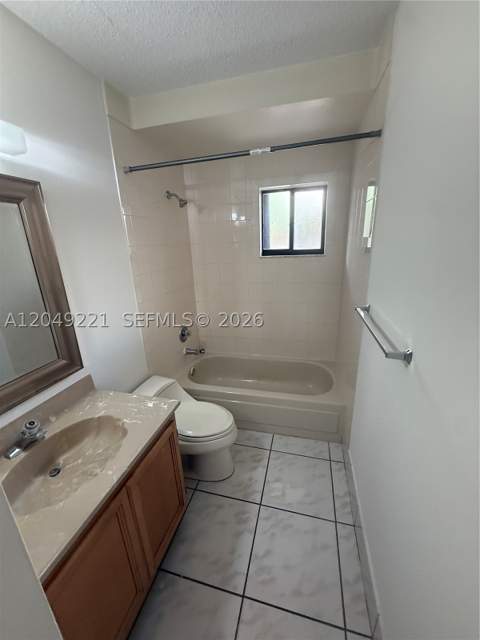8625 NW 8th St 420, Miami FL - photo 11 of 31
