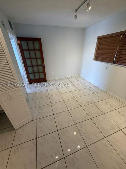 8625 NW 8th St 420, Miami FL - photo 13 of 31