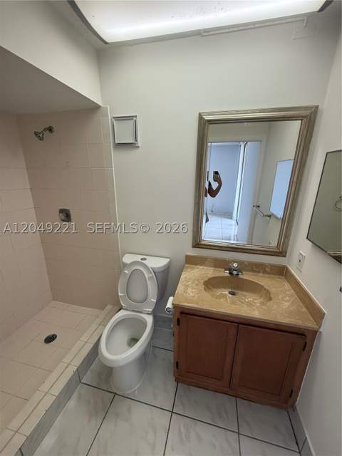 8625 NW 8th St 420, Miami FL - photo 21 of 31