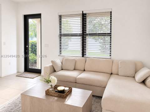19316 NE 8th Ct, Miami FL - photo 10 of 36