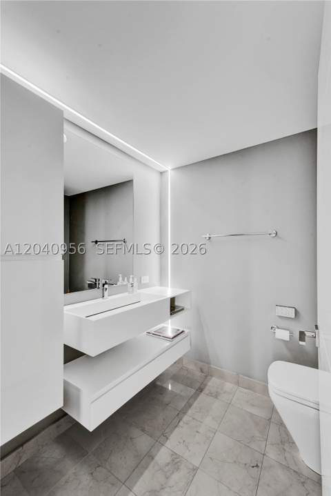 6365 Collins Ave 2407, Miami Beach FL - photo 10 of 28