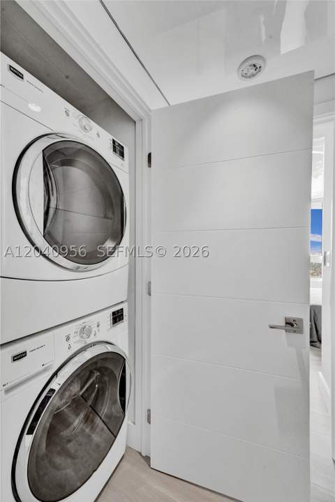 6365 Collins Ave 2407, Miami Beach FL - photo 12 of 28