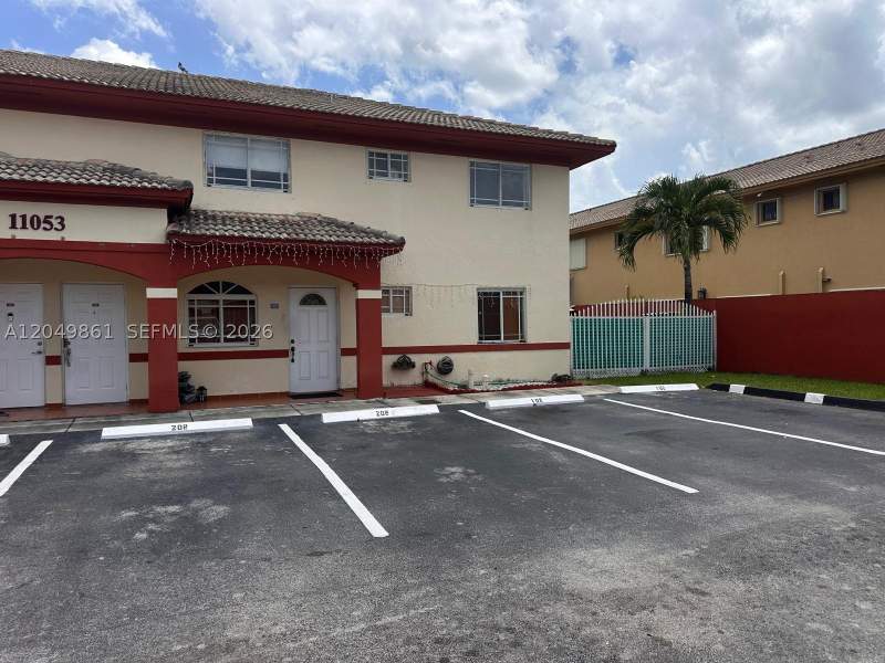 2 bedroom Condominium at 11053 W Okeechobee Rd 102, Garden Villas Condo II, Hialeah Gardens — photo 2
