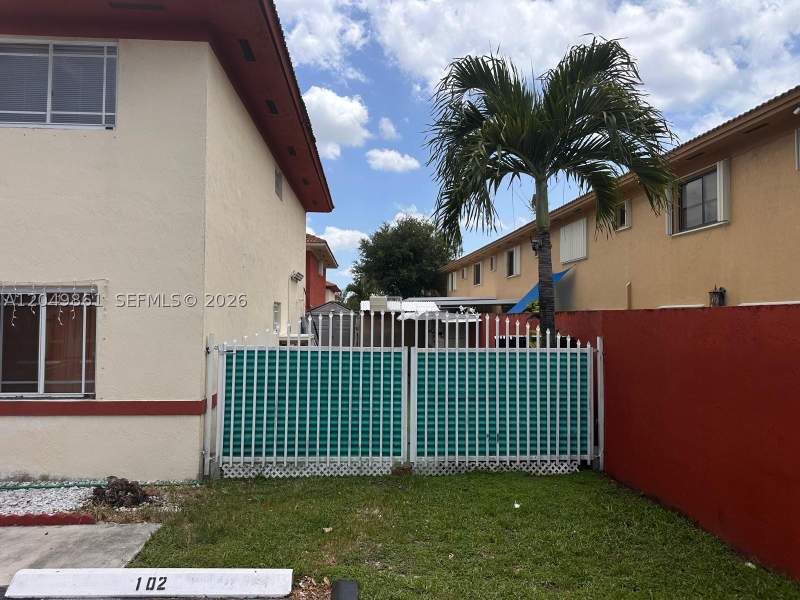 2 bedroom Condominium at 11053 W Okeechobee Rd 102, Garden Villas Condo II, Hialeah Gardens — photo 3