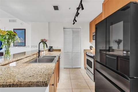55 Merrick Way 744, Coral Gables FL - photo 11 of 41