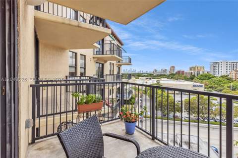 55 Merrick Way 744, Coral Gables FL - photo 14 of 41