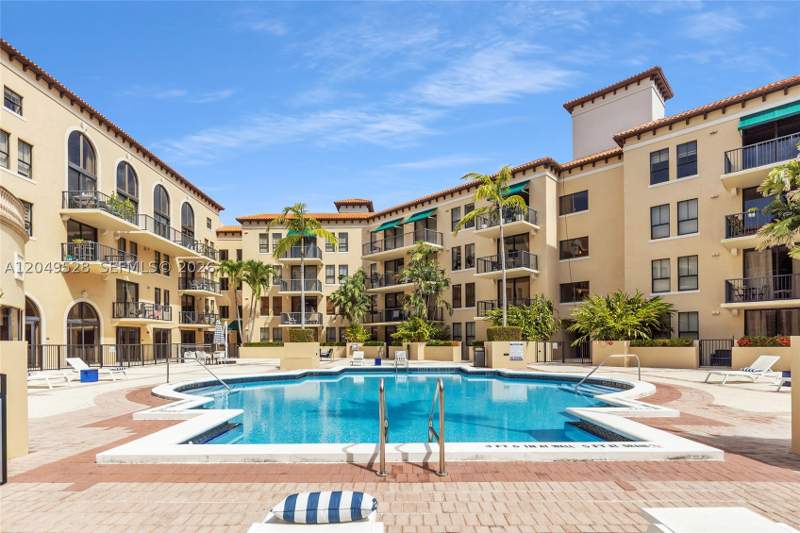 1 bedroom Condominium at 55 Merrick Way 744, 55 Merrick Condo, Coral Gables — photo 3