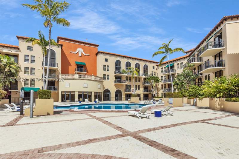 1 bedroom Condominium at 55 Merrick Way 744, 55 Merrick Condo, Coral Gables — photo 4