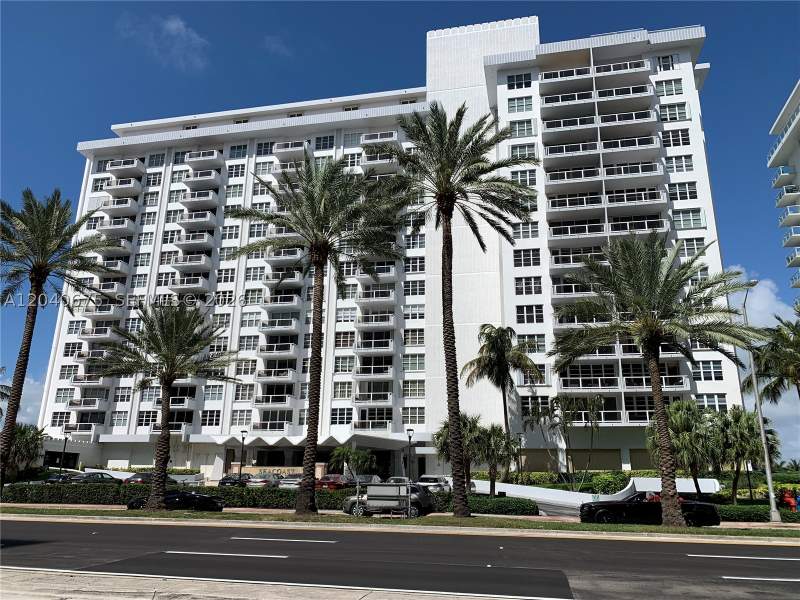 1 bedroom Condominium at 5700 Collins Ave 12N, Seacoast 5700 Condo, Miami Beach — photo 5