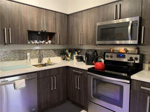 5700 Collins Ave 12N, Miami Beach FL - photo 9 of 36