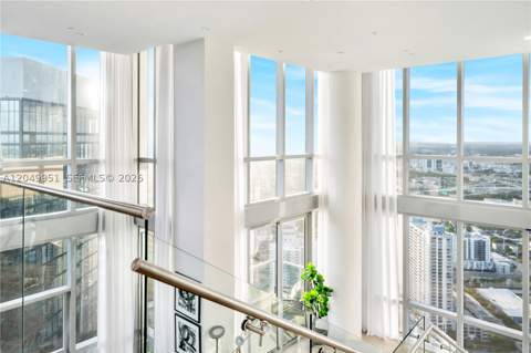 851 NE 1st Avenue Penthouse 4612, Miami FL - photo 11 of 31