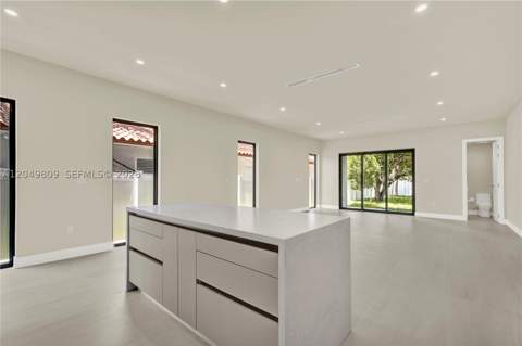 2889 SW 35 Ave 2887, Miami FL - photo 10 of 61