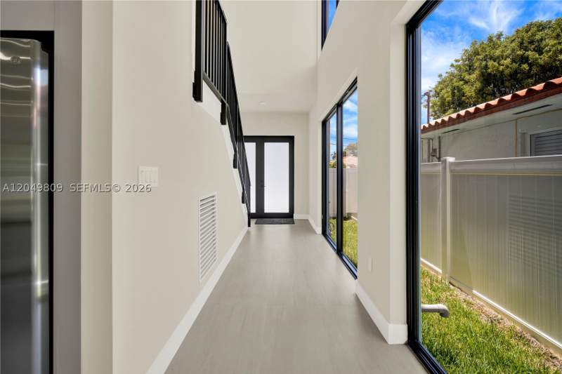 3 bedroom Condominium at 2889 SW 35 Ave 2887, Overbrook Park, Miami — photo 3