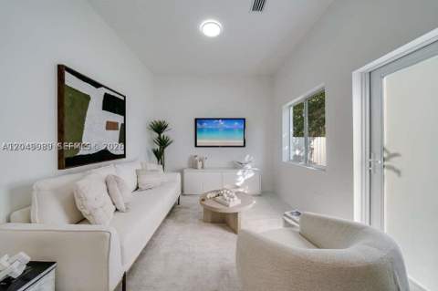 2938 NW 27th St 2938, Miami FL - photo 12 of 13