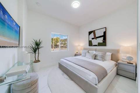 2938 NW 27th St 2938, Miami FL - photo 9 of 13