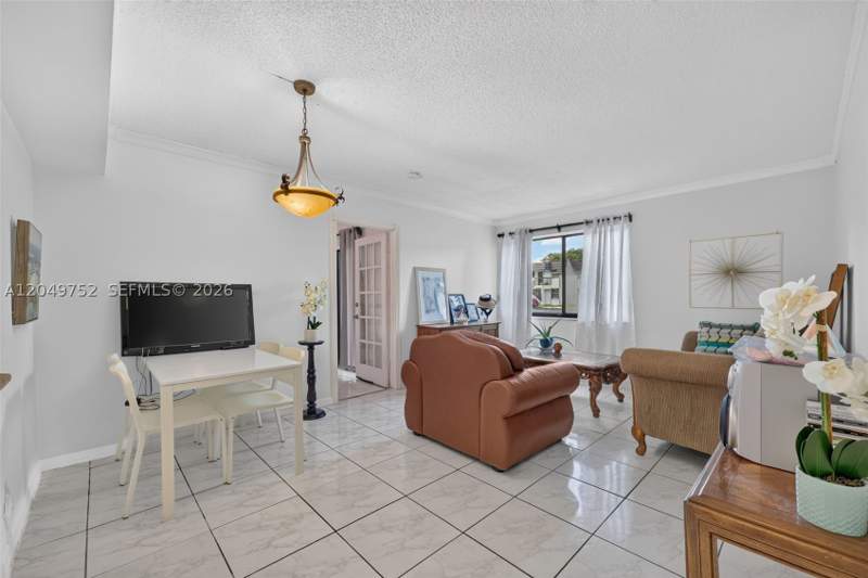 2 bedroom Condominium at 14929 SW 104th St 21-14, Heron At The Hammocks Two, Miami — photo 3
