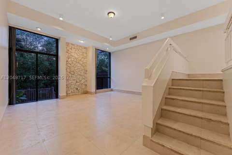 2525 NE 135th St, North Miami FL - photo 7 of 43