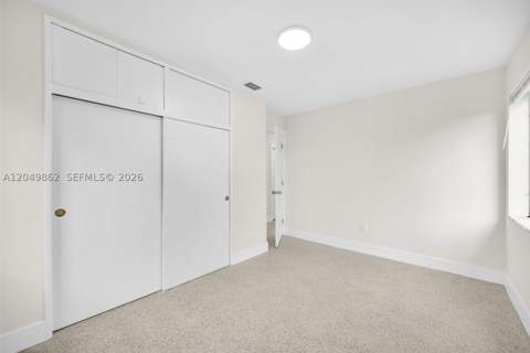1380 W 60th Ter, Hialeah FL - photo 10 of 59