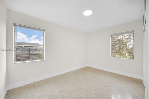 1380 W 60th Ter, Hialeah FL - photo 9 of 59