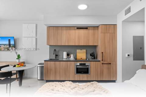 121 NE 5th St 3200, Miami FL - photo 15 of 19