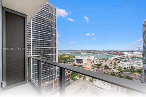 121 NE 5th St 3200, Miami FL - photo 17 of 19