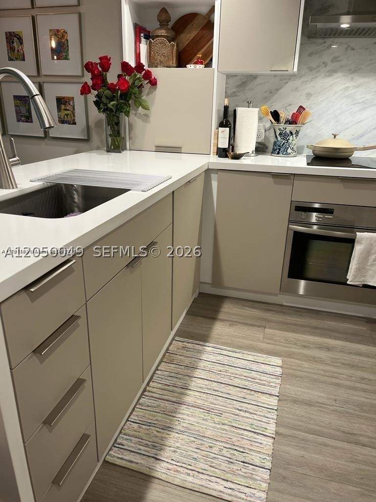 1 bedroom Condominium at 3540 Main Hwy 204, Grove Garden Residences C, Miami — photo 5