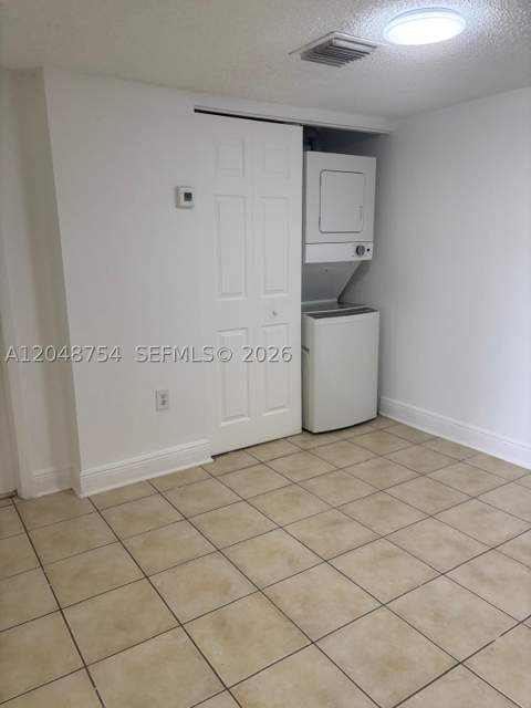 7110 NW 179th St 211, Hialeah FL - photo 7 of 7