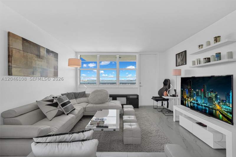 2 bedroom Condominium at 2016 Bay Dr 808, Villa Bay Vista Condo, Miami Beach — photo 4